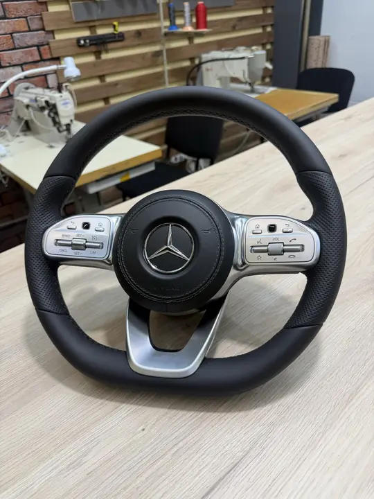 Руль Mercedes-Benz S-класса после перетяжки