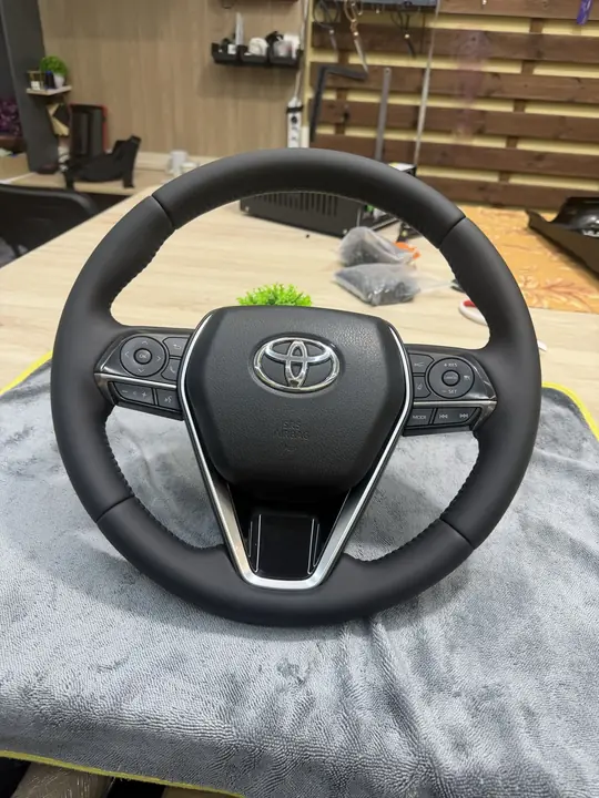Руль Toyota Camry после перетяжки